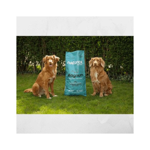 Naturea Naturals MAGNUM Ibériai Sertés Száraztáp kölyök és felnőtt felnőtt kutyáknak 12 kg
